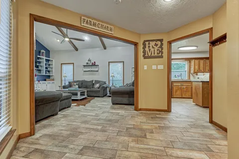 $447,000 | 660 Hillcrest Drive, Huntsville, TX 77340