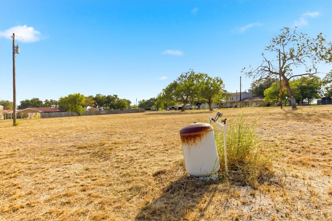 136 Harbor Circle Mathis, TX 78368 - Photo 7 of 13 Gallery Image 7