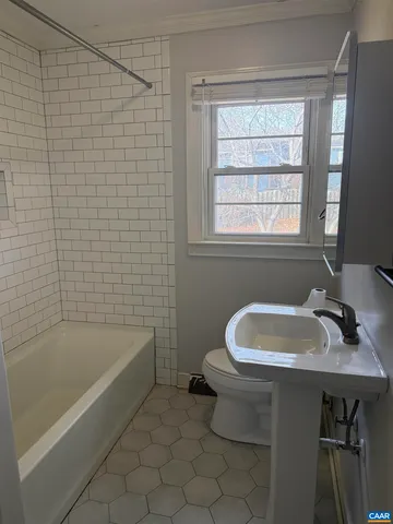 $2,500 | 1244 Holmes Avenue, Charlottesville, VA 22901