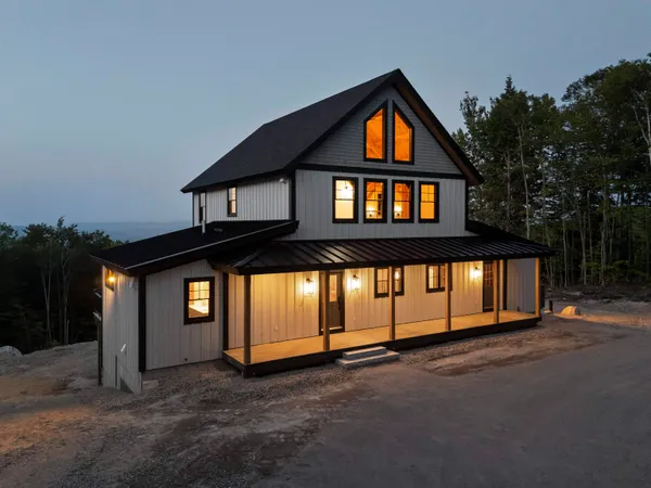 $1,199,000 | 19 Passaconway Road, Ossipee, NH 03814
