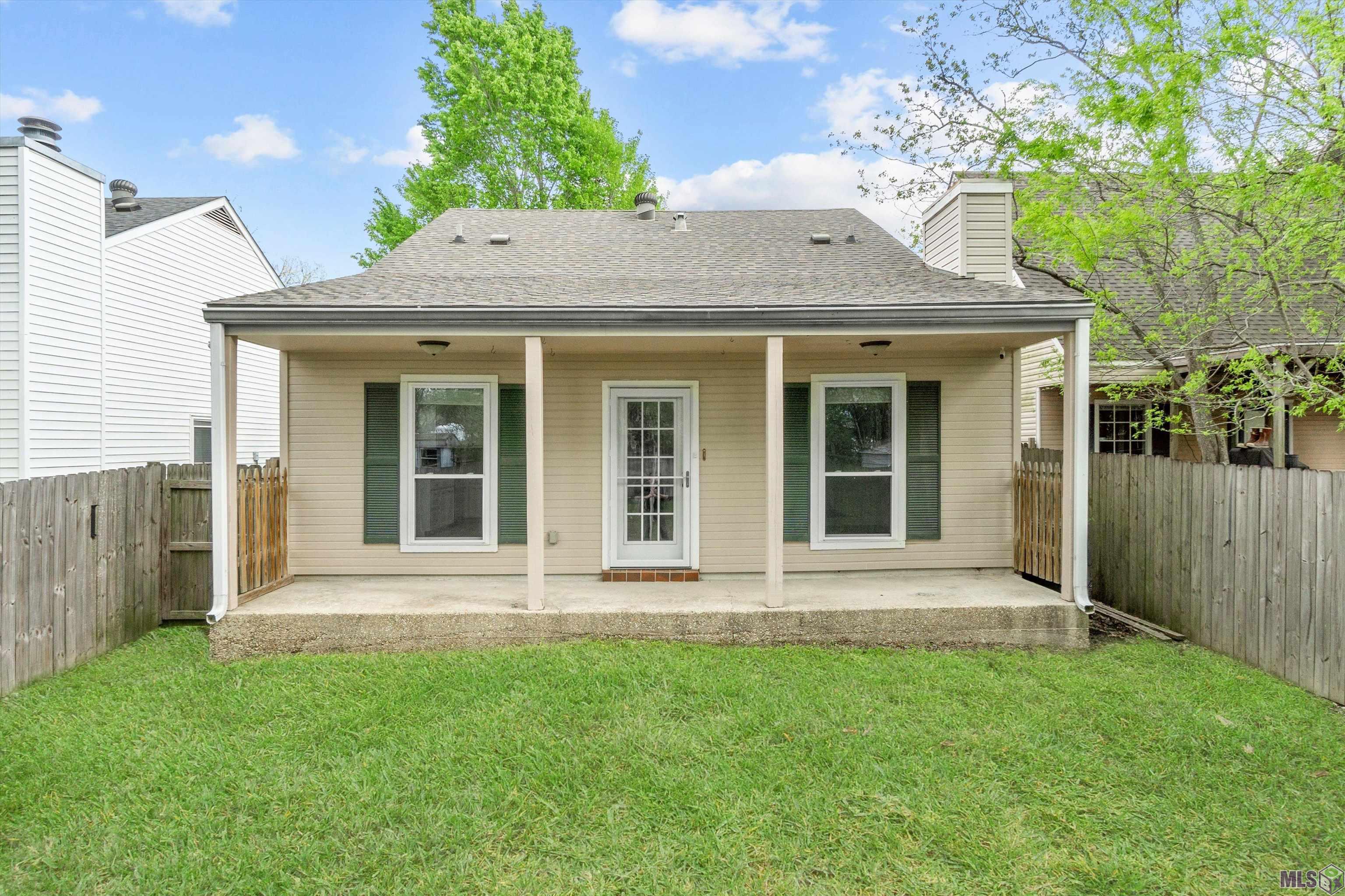 15434 Point Breton Avenue Baton Rouge, LA 70817 - Photo 1 of 14 Gallery Image 1