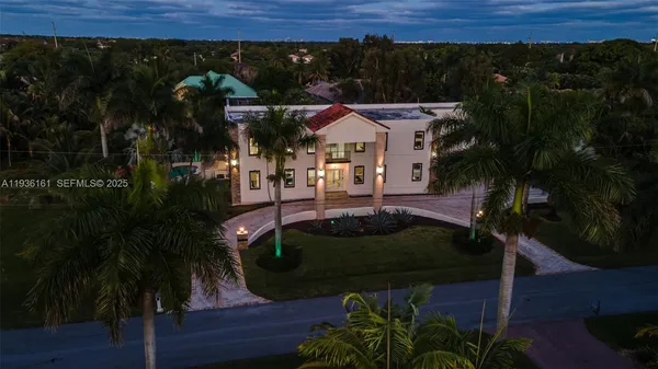 $3,095,000 | 1430 Northwest 114th Avenue, Plantation, FL 33323