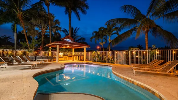 $3,095,000 | 1430 Northwest 114th Avenue, Plantation, FL 33323