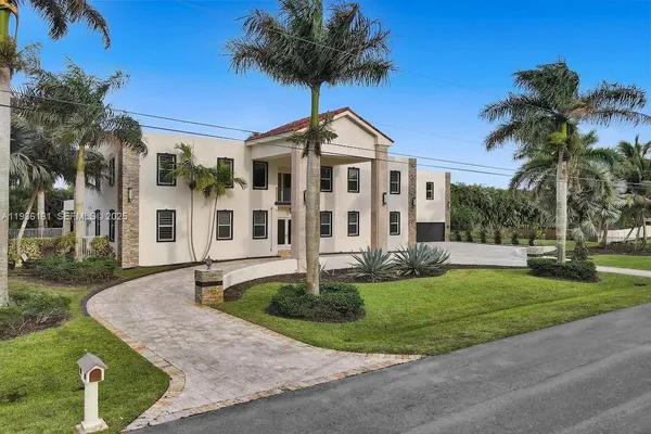 $3,095,000 | 1430 Northwest 114th Avenue, Plantation, FL 33323