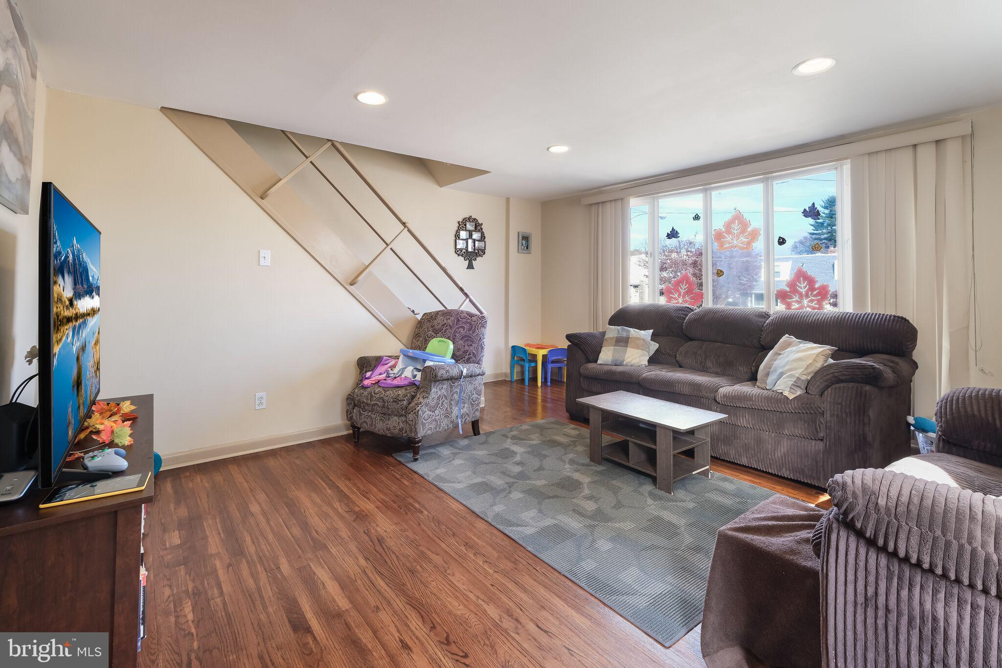 3542 Primrose Road Philadelphia, PA 19114 - Photo 14 of 14 Gallery Image 14