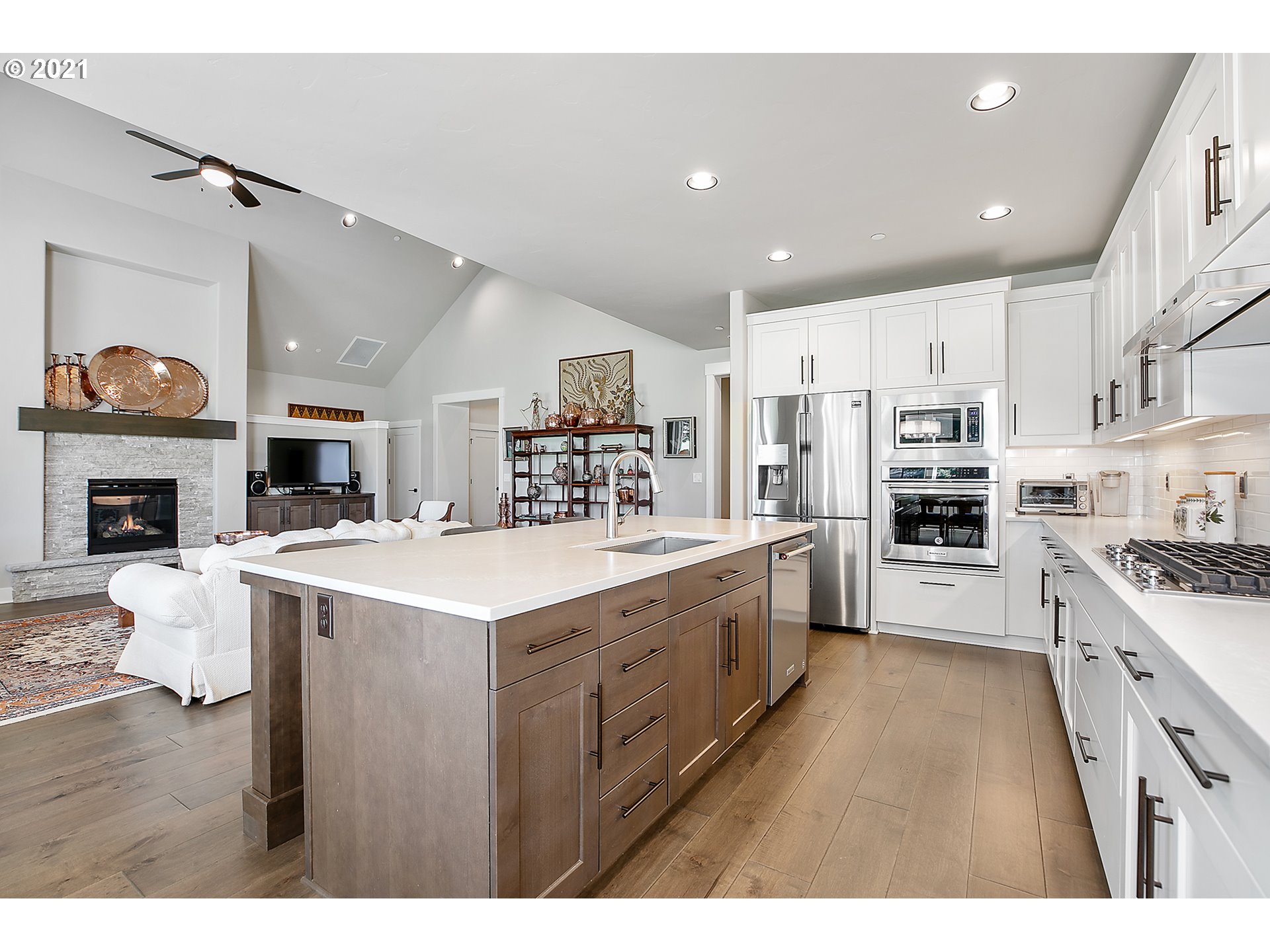 7552 Southwest Honor Loop Wilsonville, OR 97070 - Photo 11 of 30 Gallery Image 11