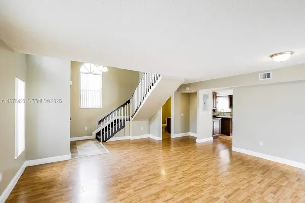 $3,230 | Lake Pointe, Miami, FL 33182