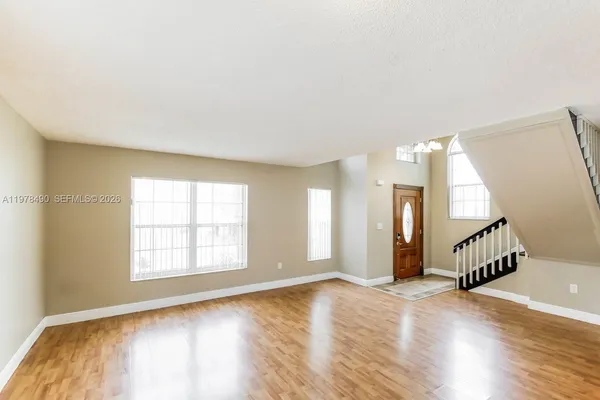 $3,230 | Lake Pointe, Miami, FL 33182