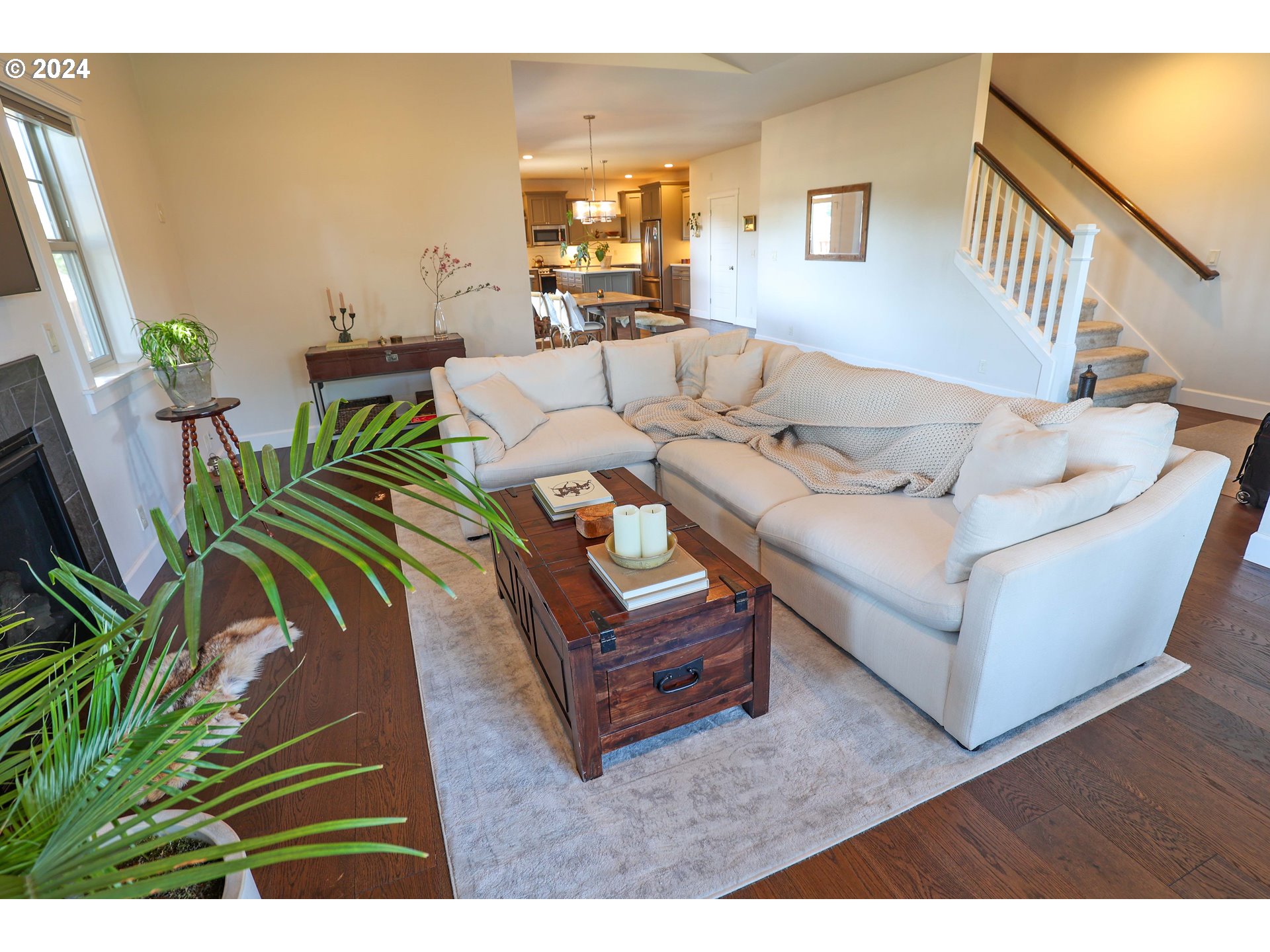 2230 Jeppesen Acres Road Eugene, OR 97401 - Photo 8 of 39 a living room with furniture and a flat screen tv