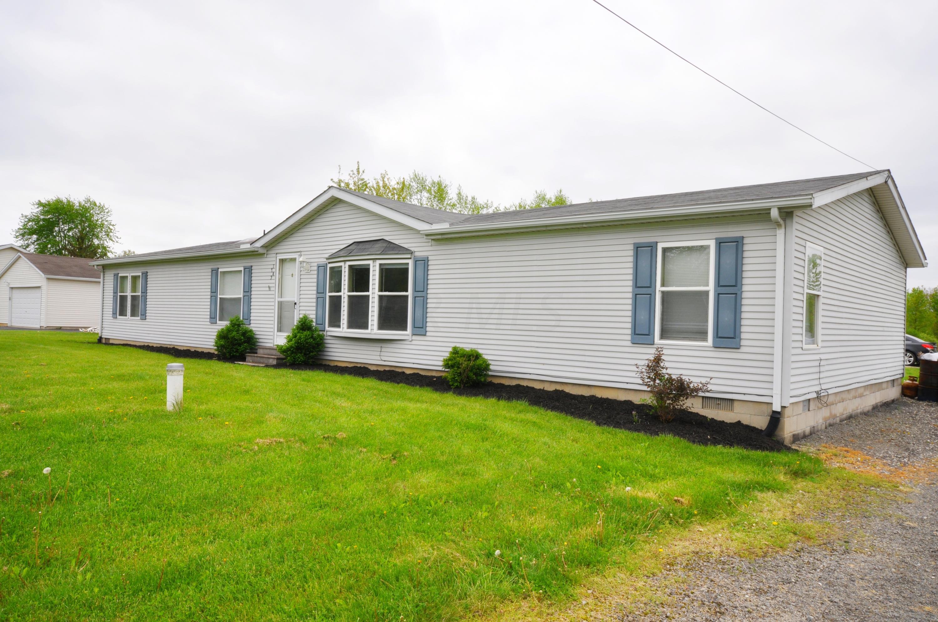 1745 Smeltzer Road Marion, OH 43302 - Photo 3 of 20 Gallery Image 3