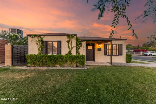$675,000 | 2001 North Laurel Avenue, Phoenix, AZ 85007