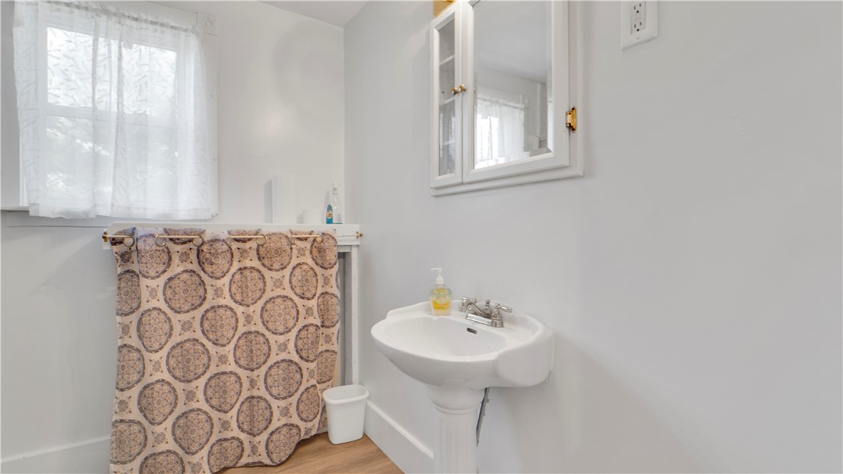 316 Gray Road Middlesex, NY 14544 - Photo 13 of 44