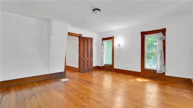 $299,000 | 316 Gray Road, Middlesex, NY 14544