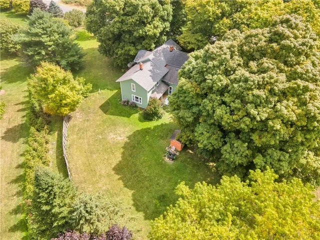 $299,000 | 316 Gray Road, Middlesex, NY 14544