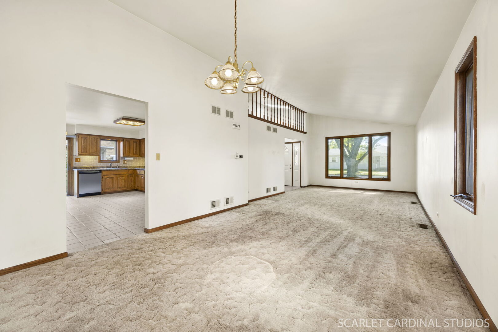 8214 45th Street Lyons, IL 60534 - Photo 6 of 24 a view of an empty room with a window
