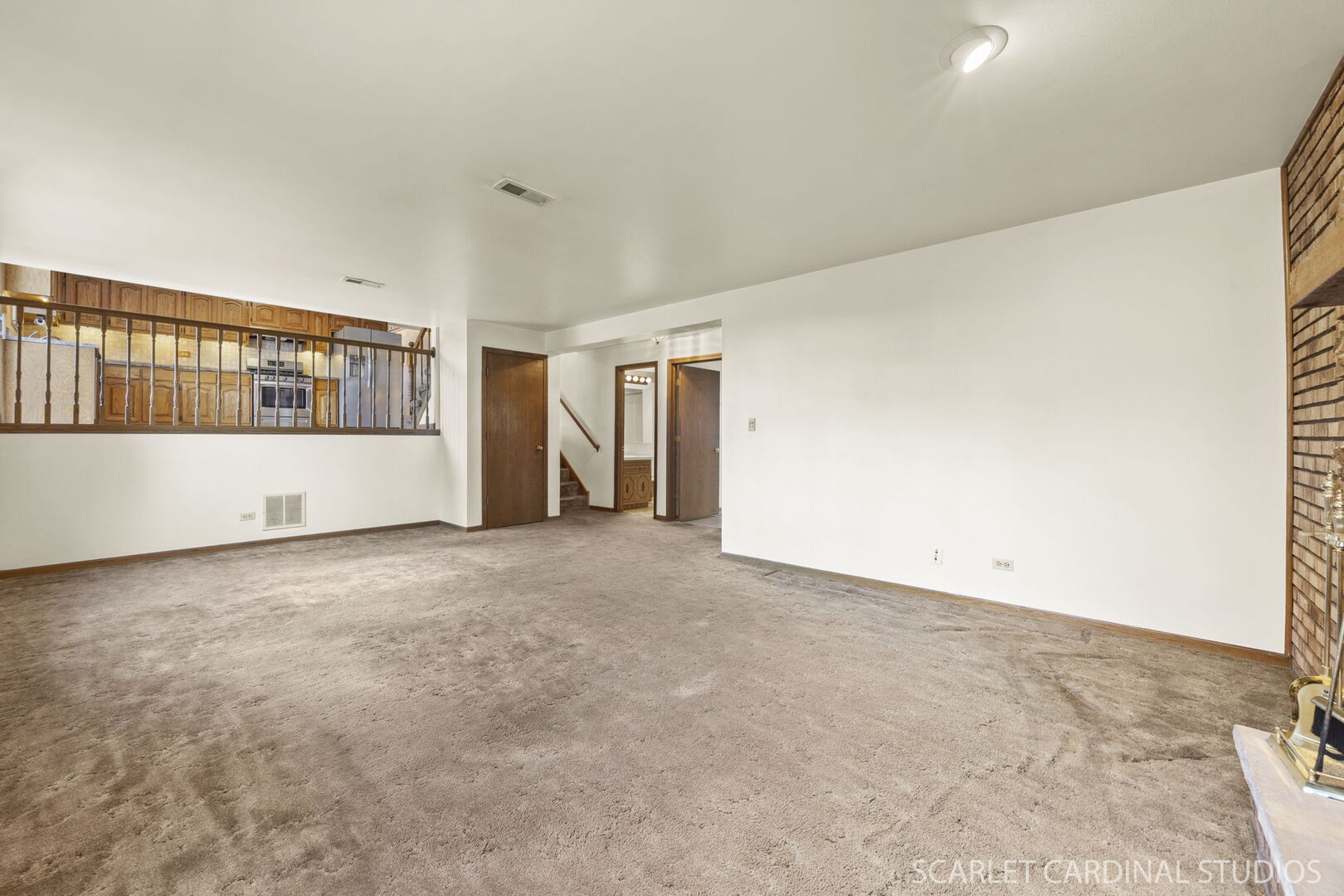 8214 45th Street Lyons, IL 60534 - Photo 8 of 24 a view of an empty room with a window