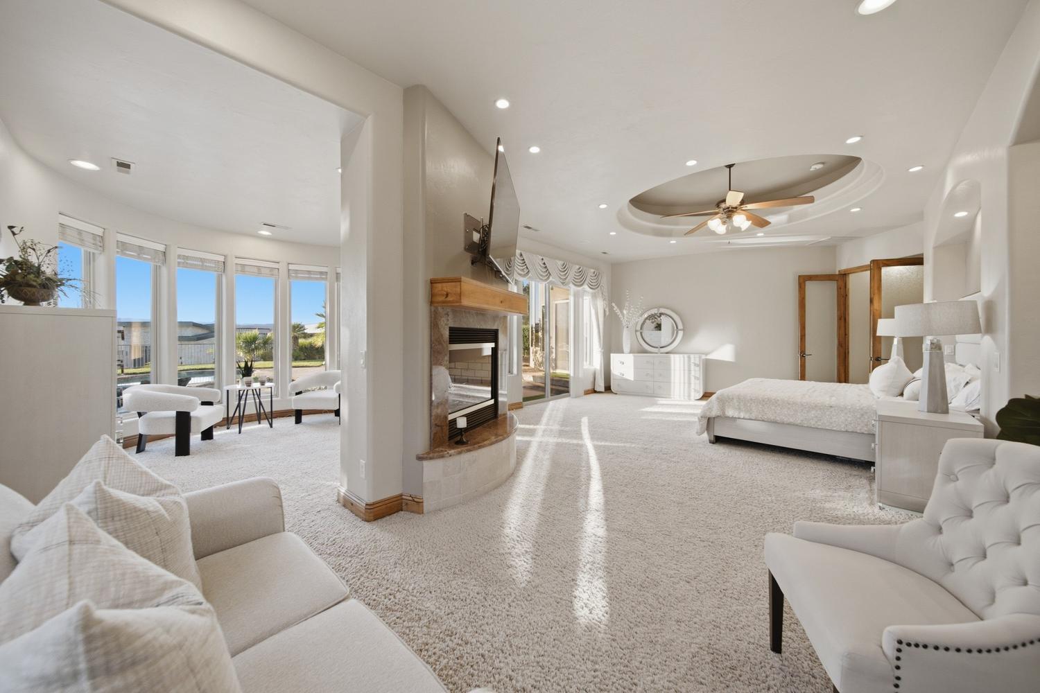 1536 Cliff Point Circle St. George, UT 84790 - Photo 11 of 24 011-069-Grand Primary Suite-1500x1000