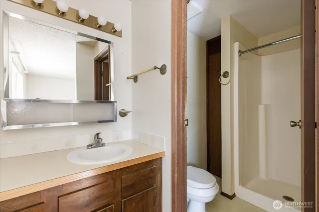 $600,000 | 1085 Harrison Street, Oak Harbor, WA 98277