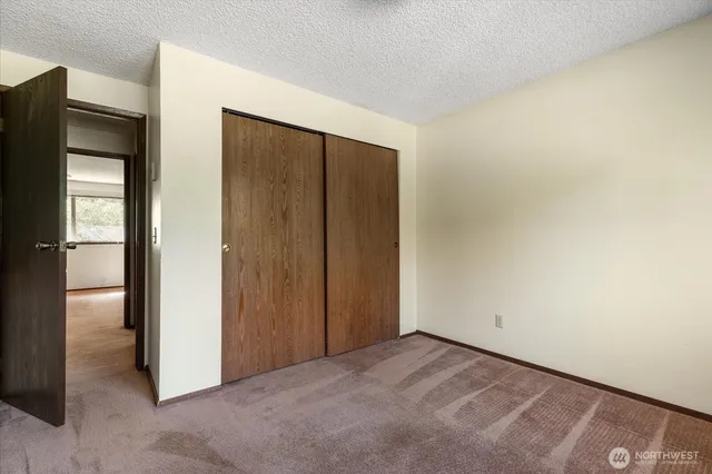 $600,000 | 1085 Harrison Street, Oak Harbor, WA 98277