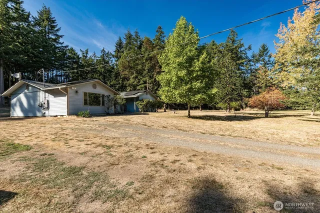 $600,000 | 1085 Harrison Street, Oak Harbor, WA 98277