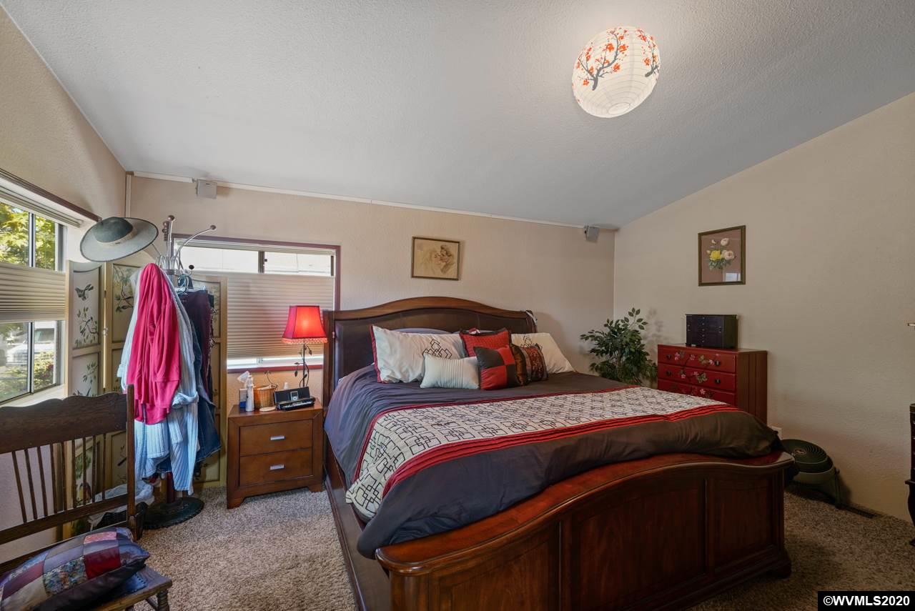 205 Boone Road Southeast, Unit 22 Salem, OR 97306 - Photo 14 of 38