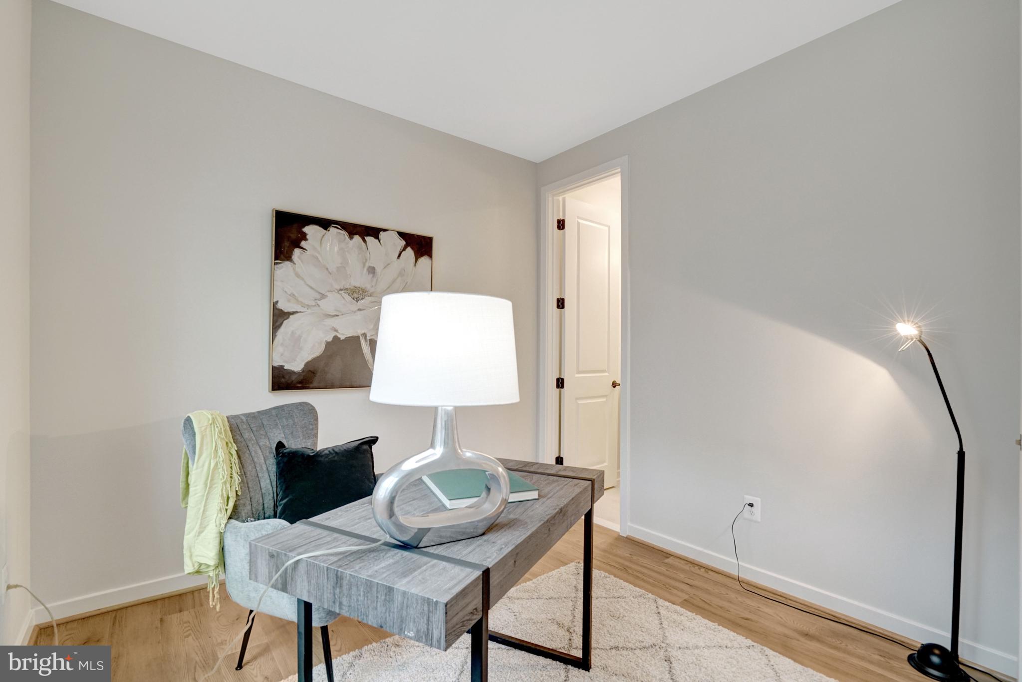 2605 Fall Line Street Alexandria, VA 22301 - Photo 13 of 71 Entry Level B.R./Office/Den with Full Bath