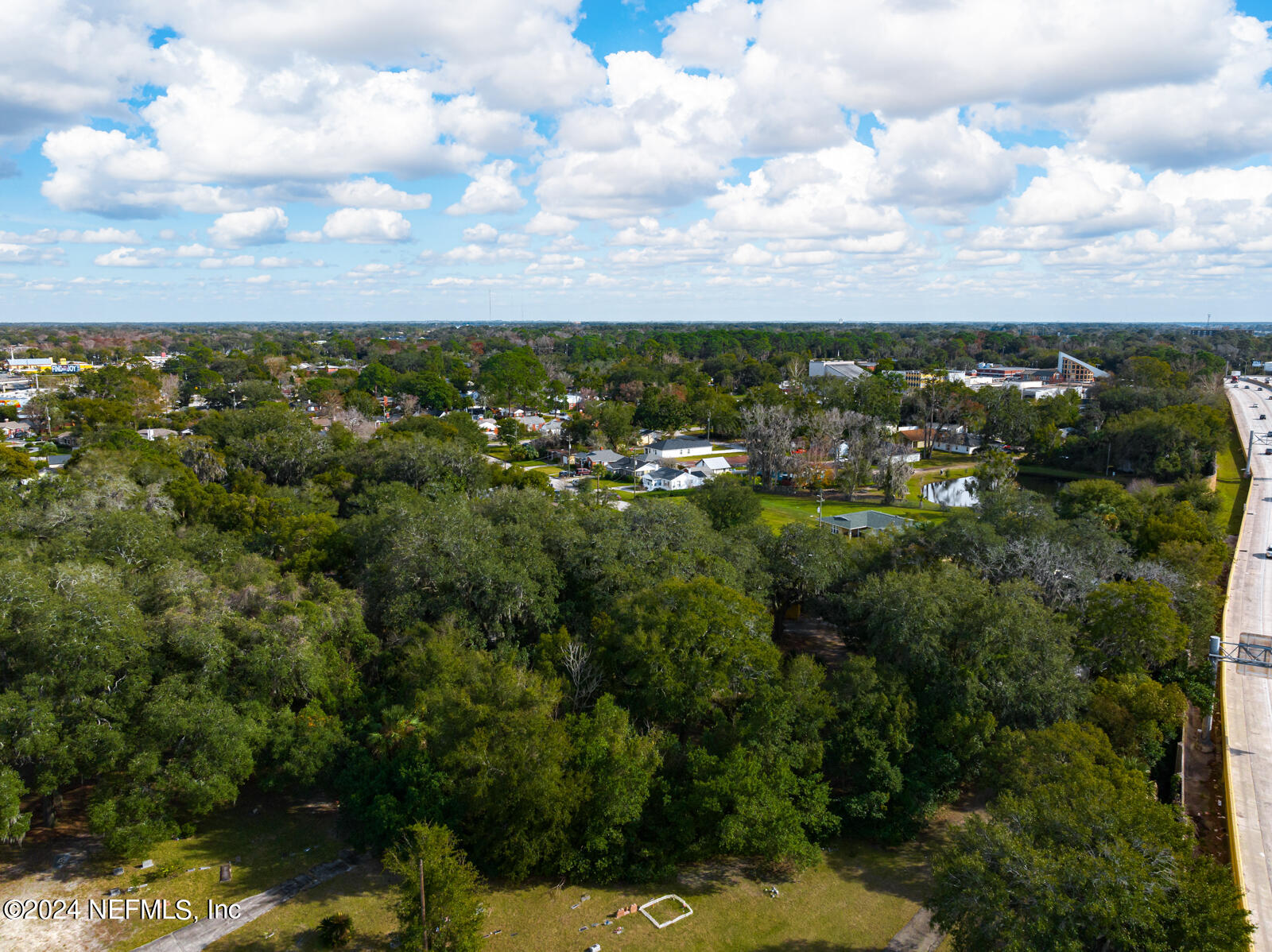 2353 York Street Jacksonville, FL 32207 - Photo 5 of 24 a view of a city