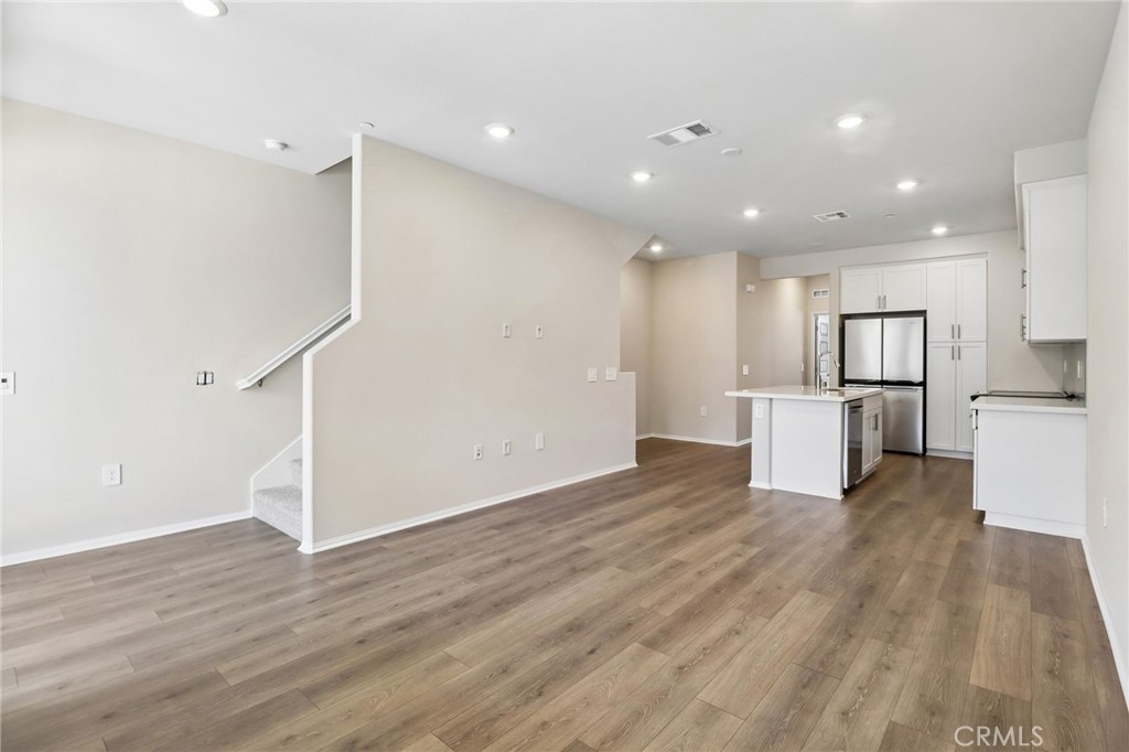 567 Toledo Way Oceanside, CA 92057 - Photo 6 of 50