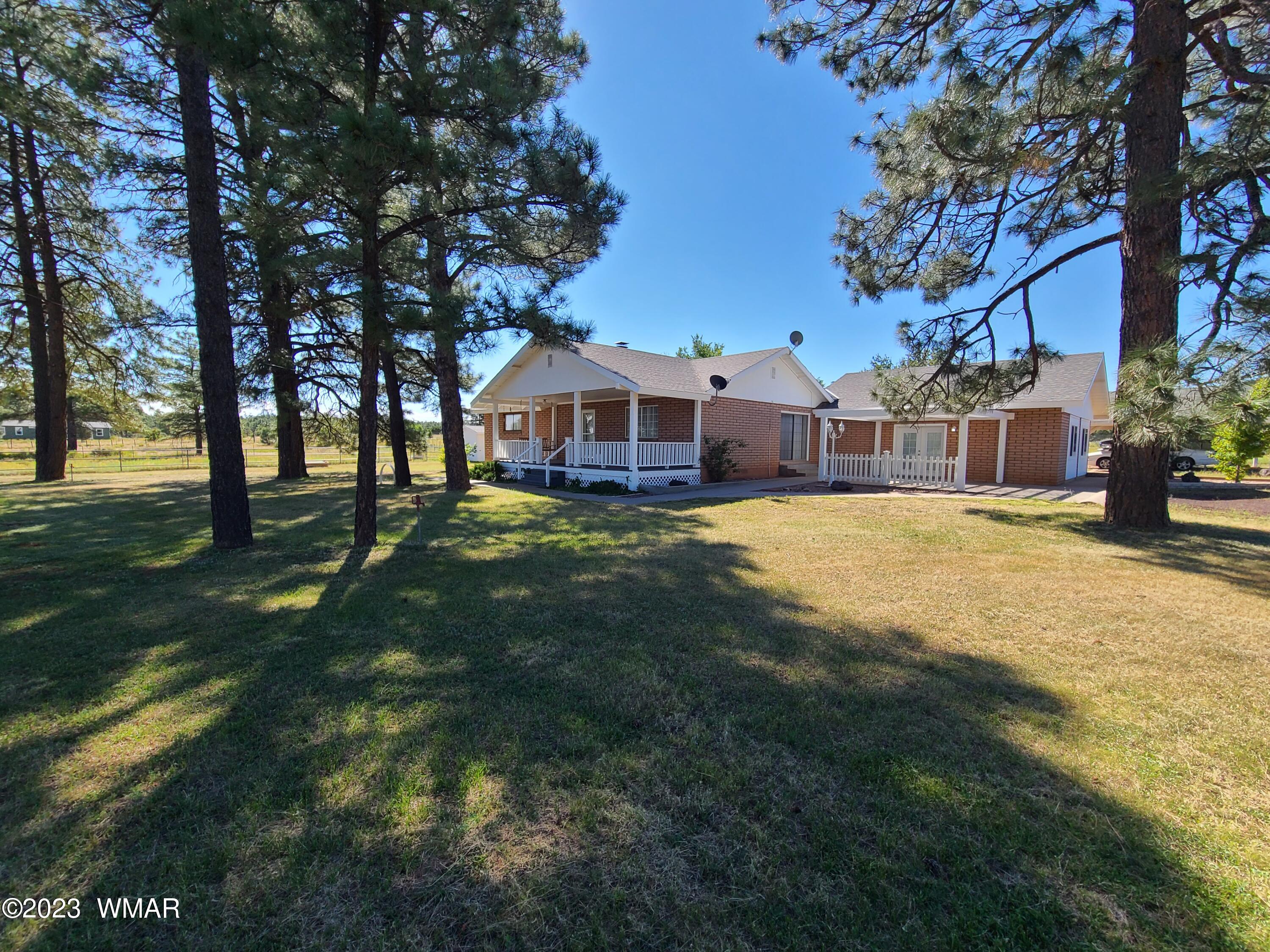 6961 Deuces Wild Road Show Low, AZ 85901 - Photo 4 of 41 Gallery Image 4