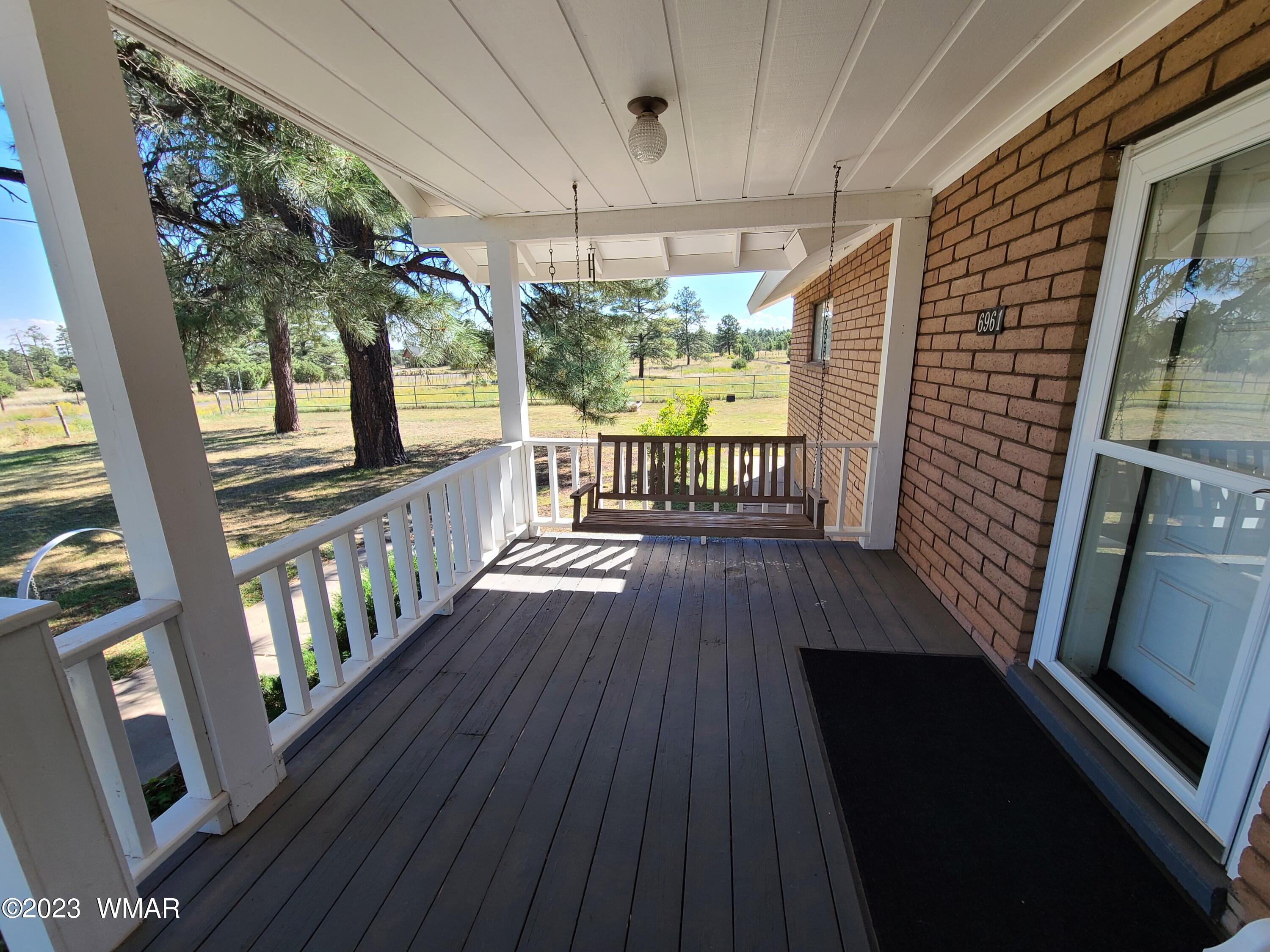 6961 Deuces Wild Road Show Low, AZ 85901 - Photo 5 of 41 Gallery Image 5