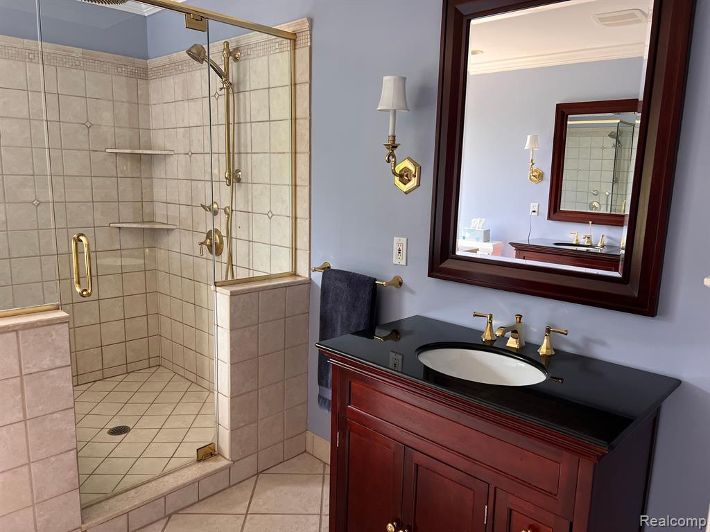 3384 Greenspring Lane Rochester Hills, MI 48309 - Photo 35 of 58