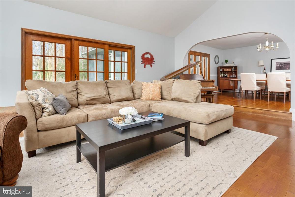 1937 High Ridge Road Annapolis, MD 21409 - Photo 12 of 64 Family room with ANOTHER slider to deck!