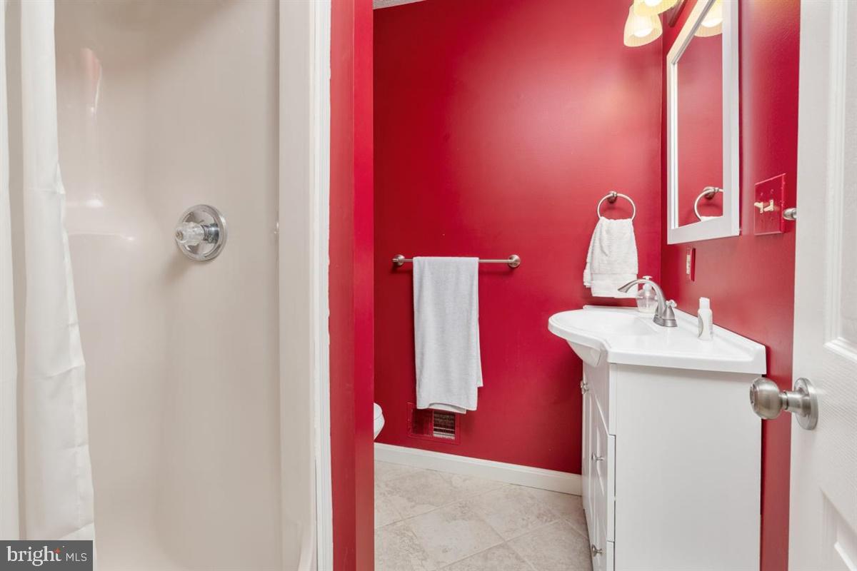 1937 High Ridge Road Annapolis, MD 21409 - Photo 37 of 64 Full bath on lower level