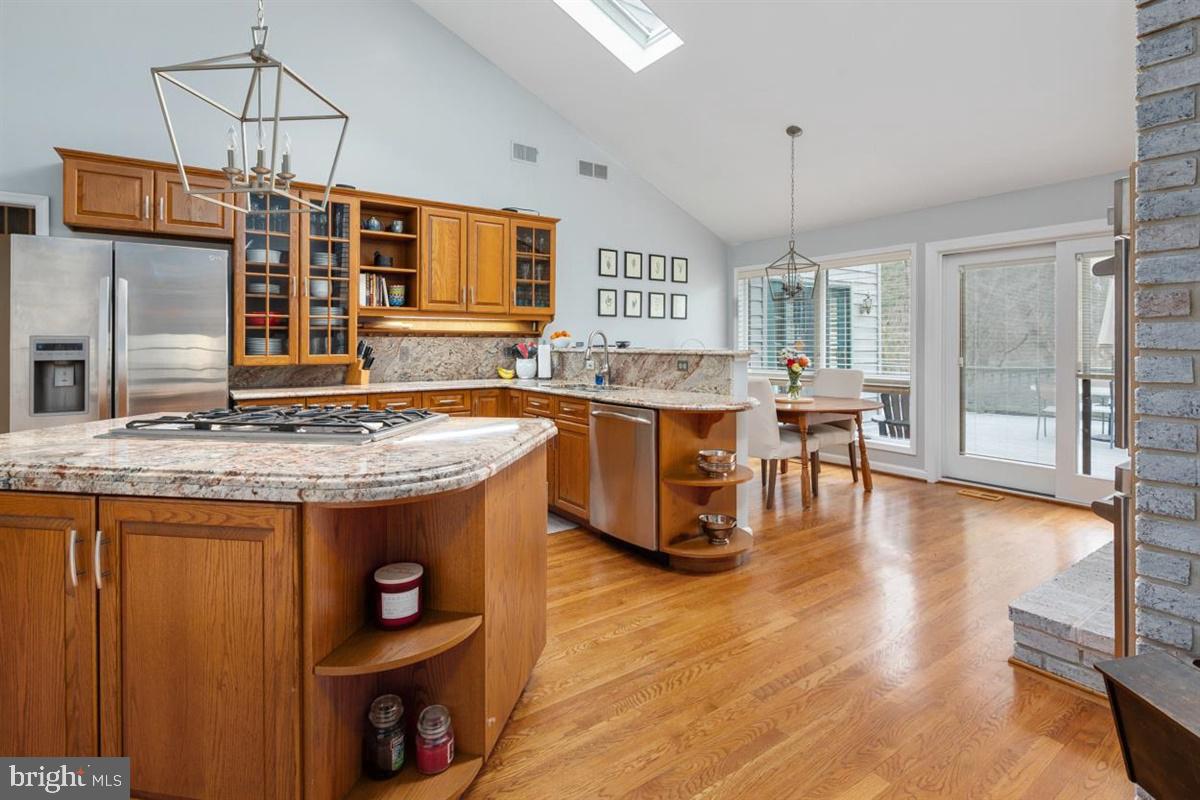 1937 High Ridge Road Annapolis, MD 21409 - Photo 7 of 64 Plenty of kitchen storage space & coffee nook.