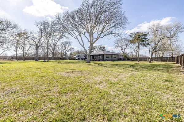 $275,000 | 743 Royal Road, Port Lavaca, TX 77979