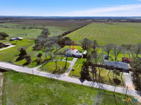 $275,000 | 743 Royal Road, Port Lavaca, TX 77979