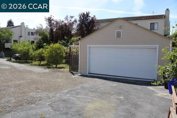 $2,995 | 2680 Appian Way, Pinole, CA 94564