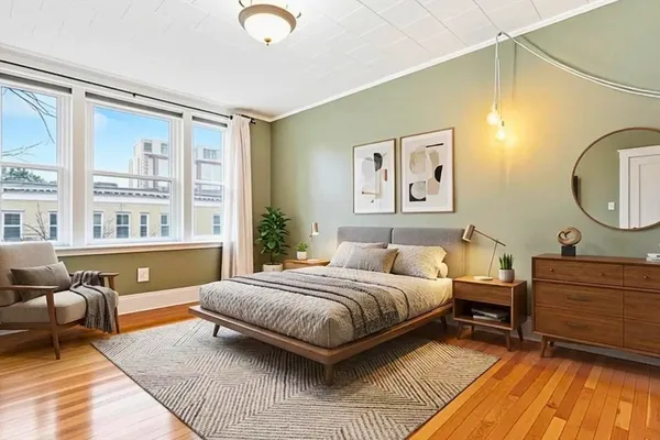 $945,000 | 8 Euston Street, Unit 5, Brookline, MA 02446