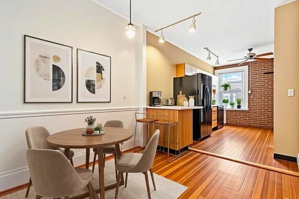 $945,000 | 8 Euston Street, Unit 5, Brookline, MA 02446