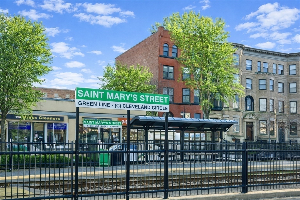 8 Euston Street, Unit 5 Brookline, MA 02446 - Photo 10 of 10