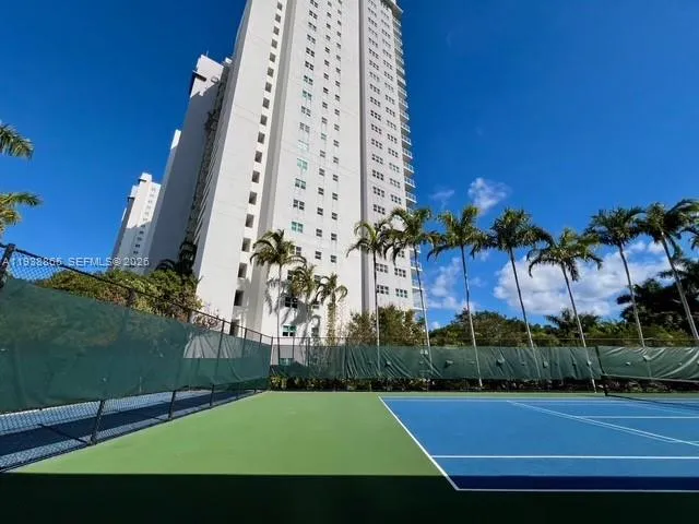 a view of a tennis court