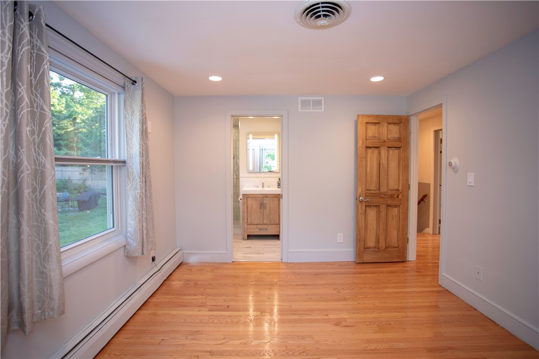 54 Shenandoah Road Warwick, RI 02886 - Photo 21 of 31