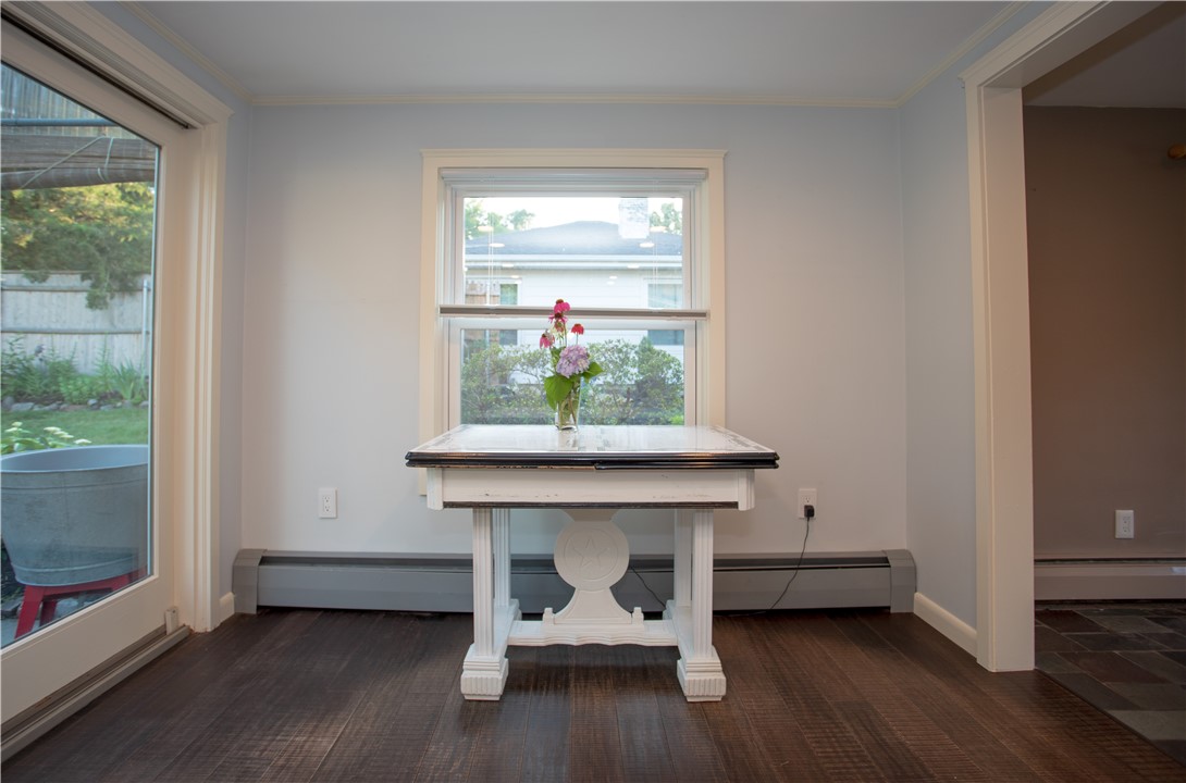 54 Shenandoah Road Warwick, RI 02886 - Photo 7 of 31