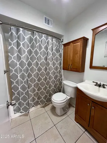 $2,095 | 121 East Olive Avenue, Gilbert, AZ 85234