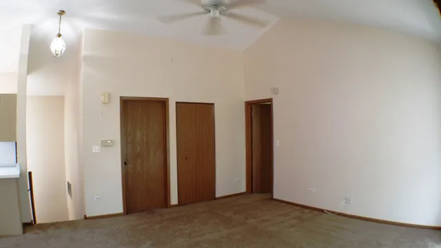 $2,500 | 1934 Heron Avenue, Unit D, Schaumburg, IL 60193