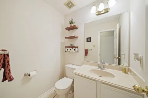 $340,000 | 16114 Kintyre Point Road, Houston, TX 77095