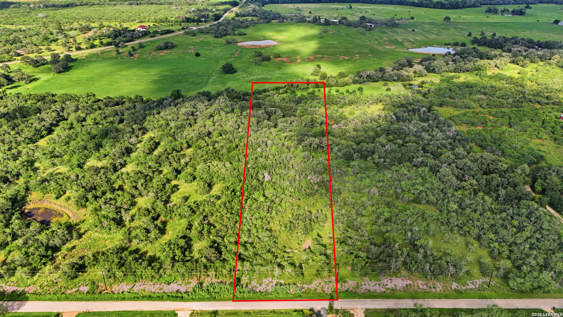 565 Marrou Road Seguin, TX 78155 - Photo 3 of 13