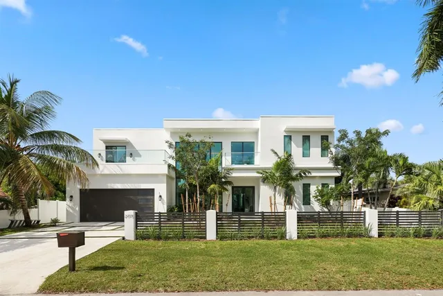 $3,750,000 | 2015 Northeast 4th Avenue, Wilton Manors, FL 33305