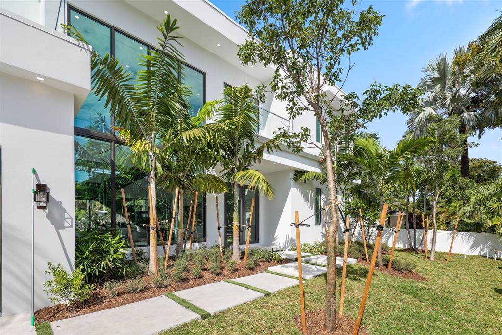 2015 Northeast 4th Avenue Wilton Manors, FL 33305 - Photo 11 of 79