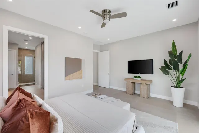 $3,750,000 | 2015 Northeast 4th Avenue, Wilton Manors, FL 33305